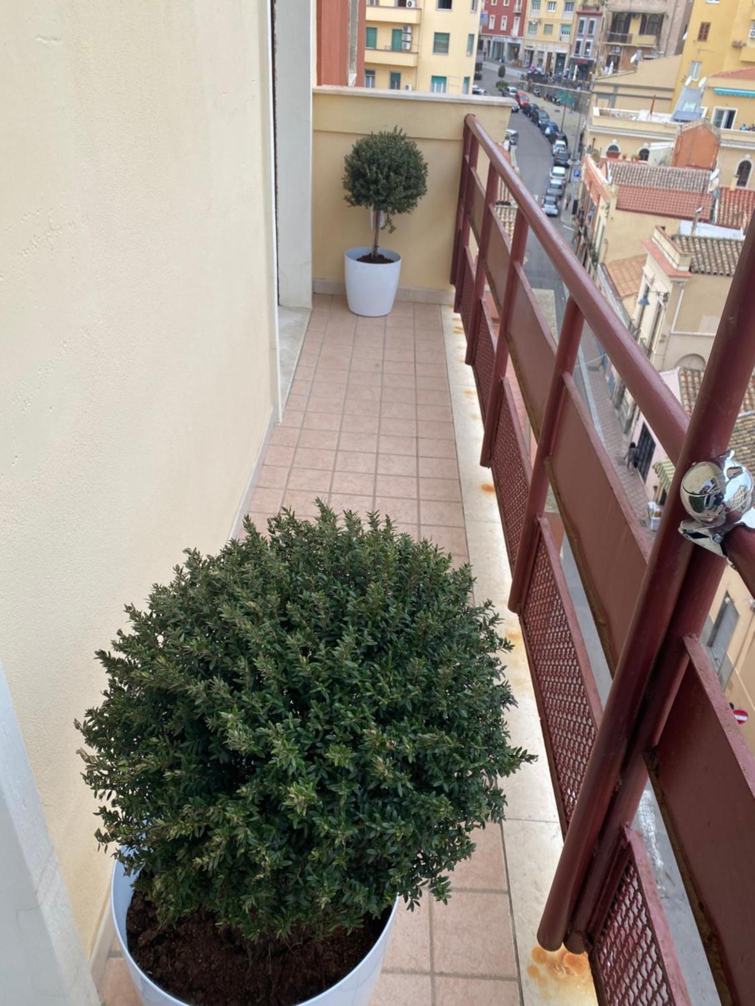 Myrtus Guest House Piazza Gramsci كالياري المظهر الخارجي الصورة